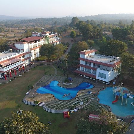 Khanvel Resort Silvassa Ngoại thất bức ảnh