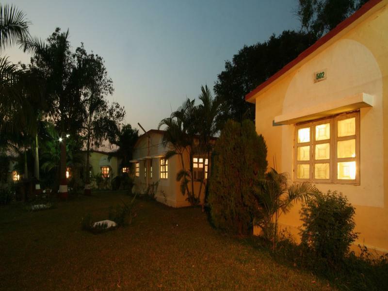 Khanvel Resort Silvassa Ngoại thất bức ảnh