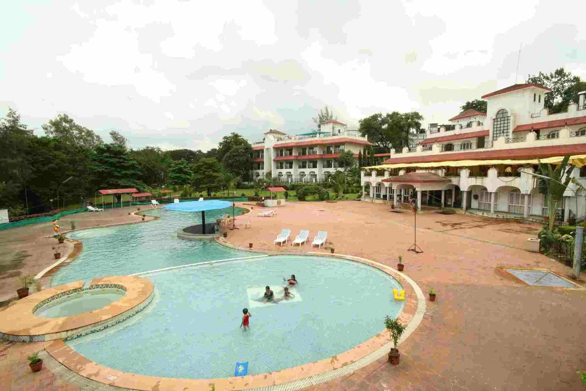 Khanvel Resort Silvassa Ngoại thất bức ảnh