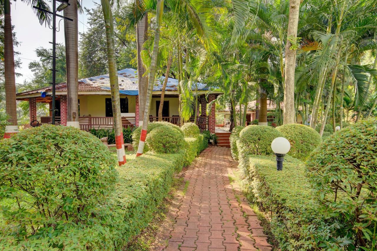 Khanvel Resort Silvassa Ngoại thất bức ảnh