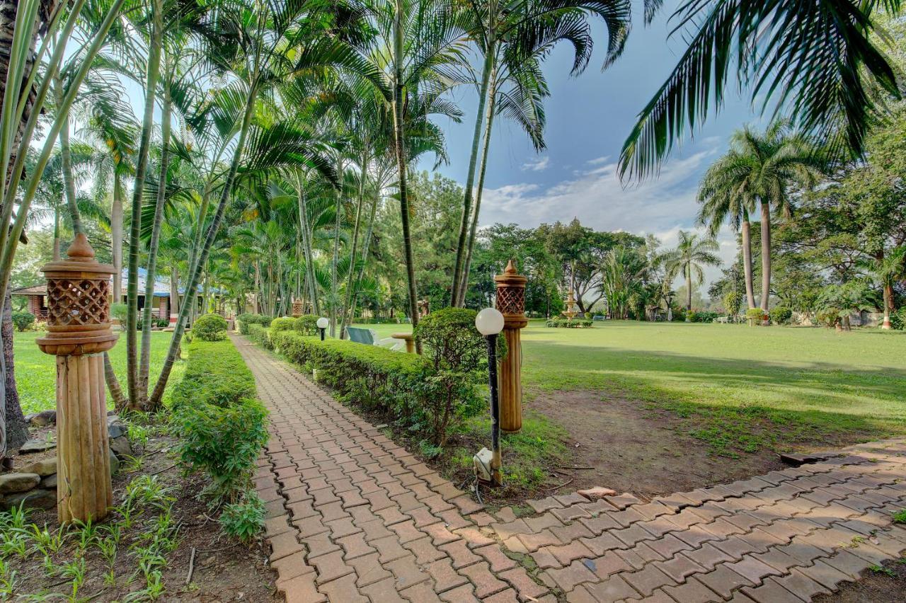 Khanvel Resort Silvassa Ngoại thất bức ảnh